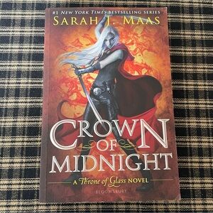Crown of Midnight by Sarah J. Maas (2023, Trade Paperback) #553